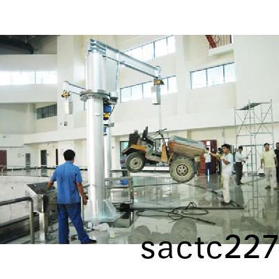 柱式(shi)鏇臂式起(qi)重機9